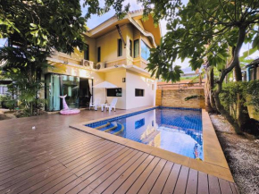 Hollywood Pool Villa City Center